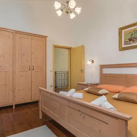 Villa Beautiful Stone With Heated Pool
