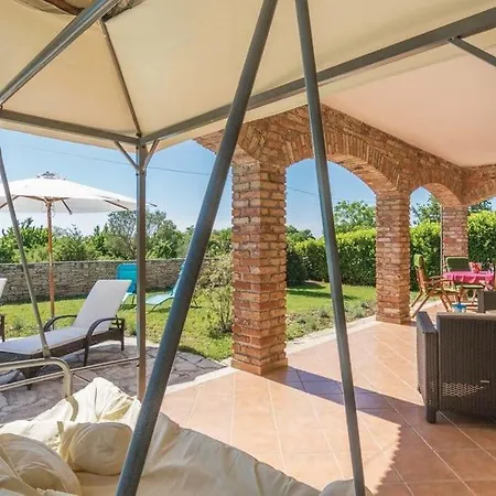 Beautiful Stone With Heated Pool Villa Cabrunici